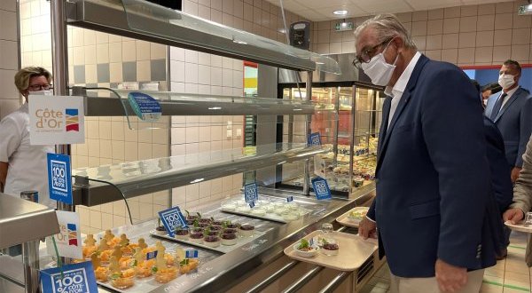 Au collège Jean Rostand de Quetigny, 84&nbsp;% des repas servis à la cantine sont issus de l’agriculture locale