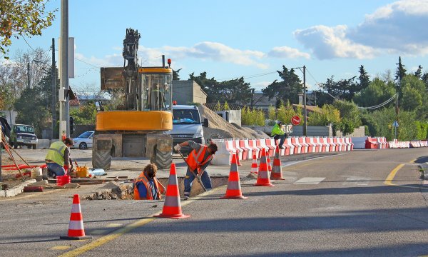 La Fédération régionale des travaux publics d’Auvergne-Rhône-Alpes édite un guide des aides aux travaux
