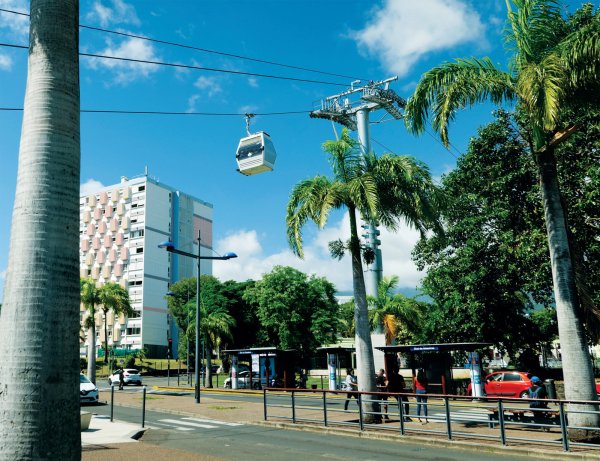 Le Papang, télécabine urbaine à Saint-Denis de la Réunion